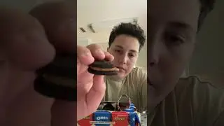 Trying the new OREOS: REESES FLAVOR