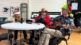 Midnight On The Water (friends playing fiddle together)￼