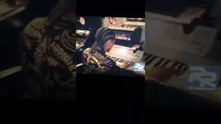 Zaytoven making Gucci Mane a beat  💯🥁🔌 @zaytovenbeatz @guccimane #1017records