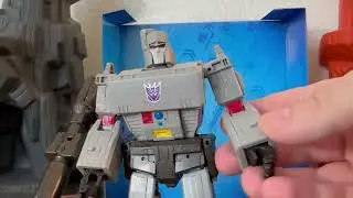 Megatron Studio Series 86 - Funboxing