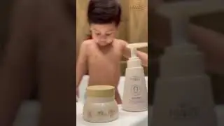 Fun Baby Bath time that is nice, clean and safe! #Maat&eacute;