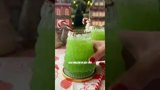 The Grinch Cocktail #cocktails #recipe #christmas #grinch