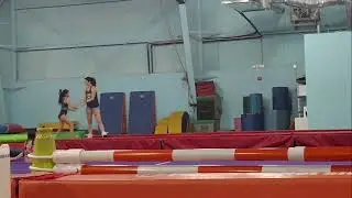 Roundoff back handspring back tuck #flip 