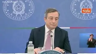 Draghi in conferenza stampa: «Tanti mi candidano per posti in giro per il mondo, ma io un lavoro...
