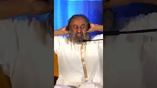 30 Seconds Technique to get rid of Neck and Shoulder Pain | Gurudev Sri Sri Ravi Shankar doing Yoga