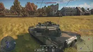 Немного поиграл на геймпаде с PS5 на M1A1 AIM и LAV-AD в War Thunder