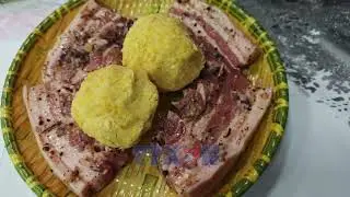 Overseas Vietnamese in remote Russia celebrate Tet with &ldquo;chung&rdquo; cake wrapping