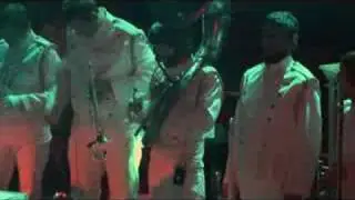 Sigur R&oacute;s - 'Inn&iacute; m&eacute;r syngur vitleysingur'