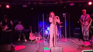 Need somebody to love - Ady Suleiman ✨ #cover #music  at Soundcafe Munich 🎶