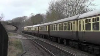 D1015 Western Champion hauls the 'Chiltern Champion' Tour