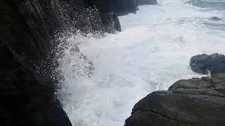 Slow Mocean waves