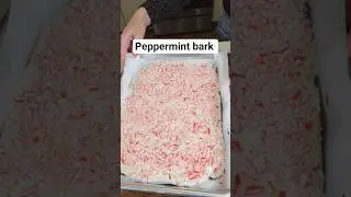 Easy Homemade Peppermint Bark Recipe