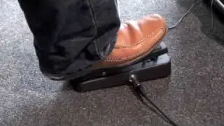 Jim Dunlop GCB-95 Cry Baby Wah