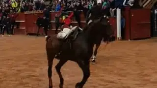 🔥Momentos de Tensión 💥 y Confusión en #CiudadRodrigo,entrada del Encierro a Caballo #toros #encierro