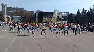 День города 2019 Павлограда. Флешмоб, школа №20 Поздравления