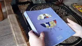Review, Le guide du Tarot, le symbolisme des arcanes majeurs ou mineurs