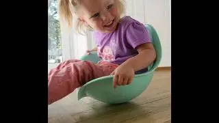 Moluk Bilibo Open Ended Sit and Spin Toy for Toddlers #toysfortoddlers #toysforkids #toys