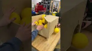 IBOTS FRC#2370 REBUILT 2026 - Spindexer Hopper Prototype with flexible fins #frc #firstinspires