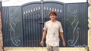 गेट पर पेंट करते हुए painting animal print Asian paints