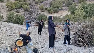🔥 Nomadic girls in the Zagros Mountains | Collecting firewood and baking hot bread 🍞🌿