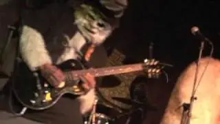 Band of Bigfoot/Shreddy the Yeti Shreds