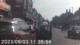 Carseholes O Parly Road - Shut that door