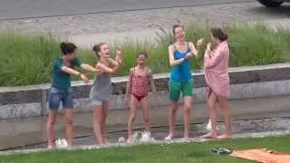 Dansende Meisjes