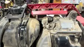 Broken Hi Mileage Honda EU 2000 Base / Foot Mount Tray Issue Revealed 