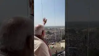 Electrifying! Sea of supporters in Bhilwara give PM Modi a rockstar-like welcome!