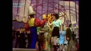 O grupo Brasil Tropical se apresentando na  Alemanha do Ost  em 1974