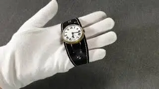 Bespoke mono watch strap of calf leather for vintage trench watches.
