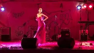 Classic Burlesque - Boogie Rose