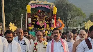 పురవీధుల్లో సింహాచల నాథుడు