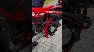 Beta RR 125 LC ohne Auspuff