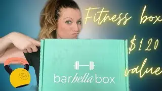 monthly subscription boxes for fitness lovers:  unboxing Barbella box