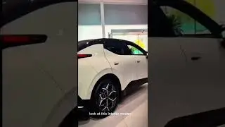 ⚡🔥 TURKMEN STUDENT'S MIND-BLOWING CHINESE EV FLAGSHIP STORE EXPERIENCE!  #chinesecars #automobile