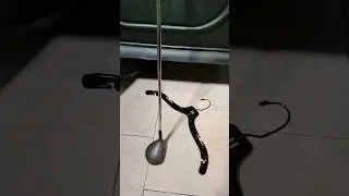 DIY Upcycle a hanger and golf club.
