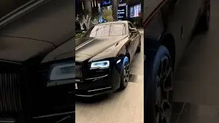 Rolls-Royce Wraith Black Badge | Starlight Headliner & Coach Door Elegance