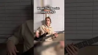 Когда басист использует медиатор: