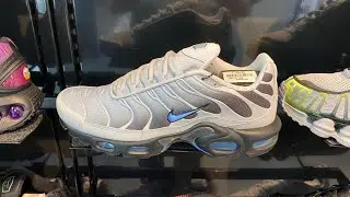 Nike Air Max Plus (Pure Platinum/ Dark Smoke Grey/ Black/ University Blue) - Style Code: DM0032-015