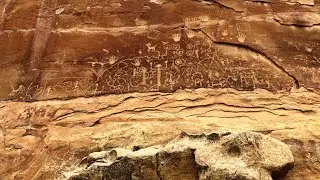 Hiking Petroglyph Point Trail at Mesa Verde National Park