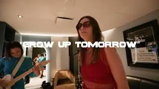 The Beaches - Grow Up Tomorrow (Live At History)