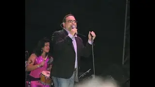De Cualquier manera...Gilberto SantaRosa en Bayamon