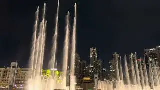 Life's best views are from restaurant near fountain❤️ #burjkhalifa #dubaimall #dubaifountainshow