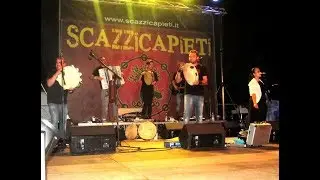 Gusta Forio 2018: La Musica de Gli Scazzicapieti