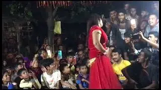 মোটর থেকে উঠছে পানি / Amar Motor Theke Utche Pani / New Bangla Dance / Viral Song 2026 Suvarna dance