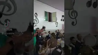 ديما زاهية مع مجموعة عيساوة