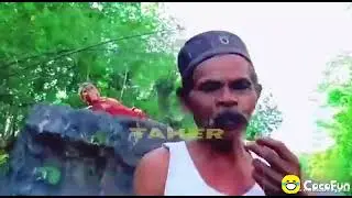 Kakek sebelum mancing berdoa dulu