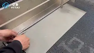 Water cutting machine cutting rubber for die making