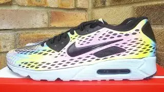 Review: Nike Air Max 90 Ultra Moire QS Holographic (2015)